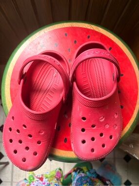 CROCS Kids Bright Red Back-Strap Clogs